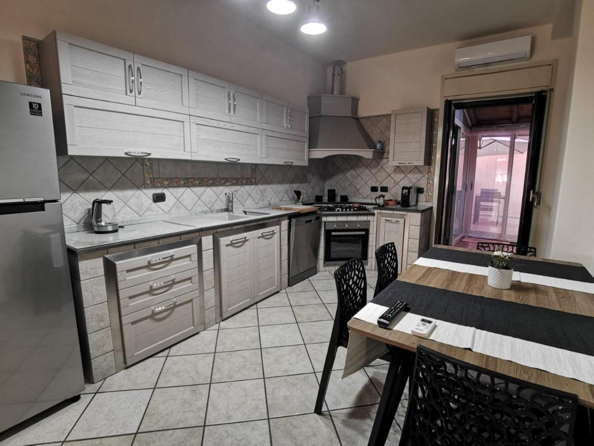Casa Ruby Appartement Misterbianco Buitenkant foto