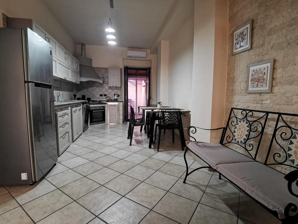 Casa Ruby Appartement Misterbianco Buitenkant foto